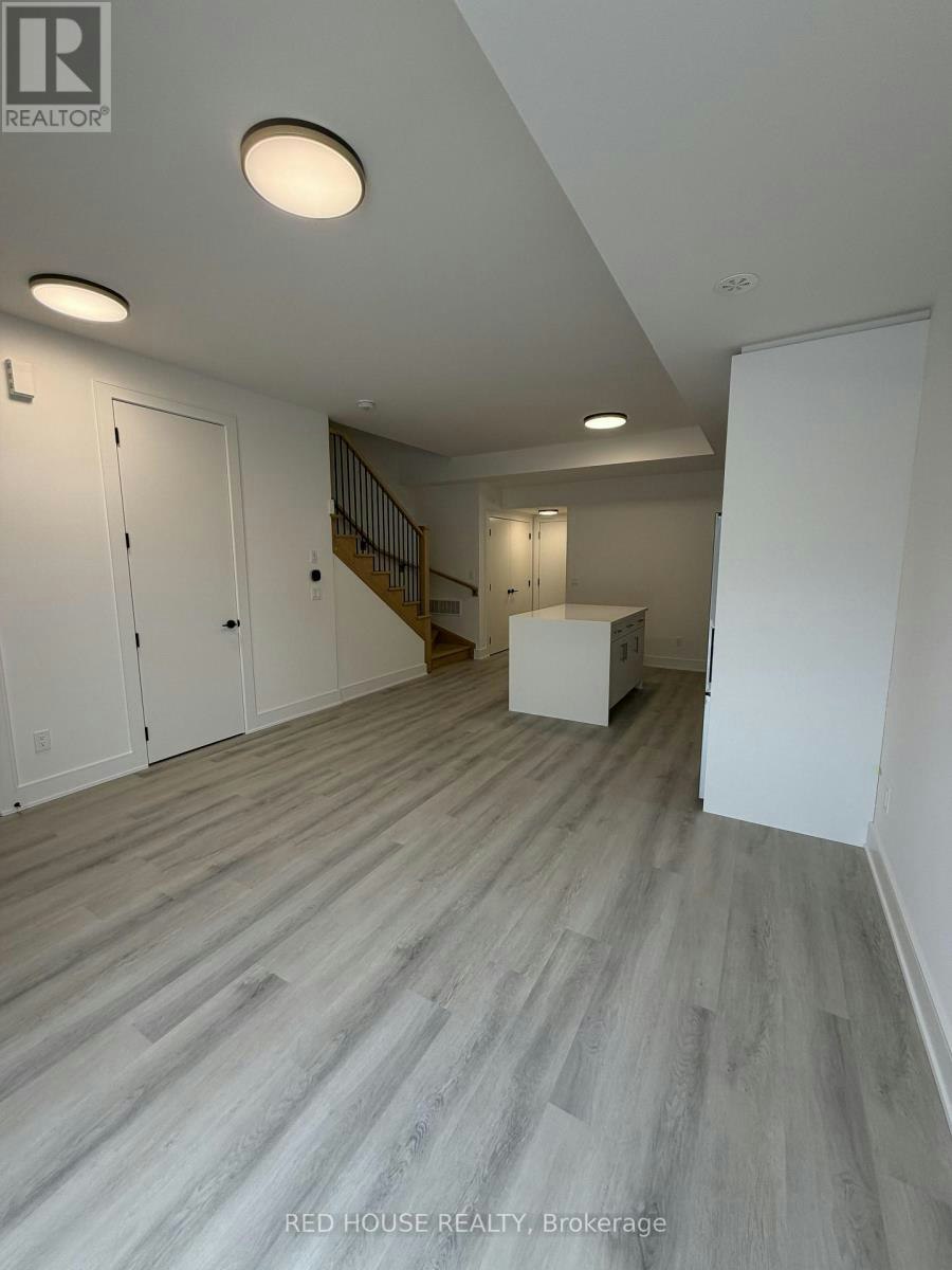 226 Ellis Avenue, St. Catharines, ON, L2P 0H2 - 8
