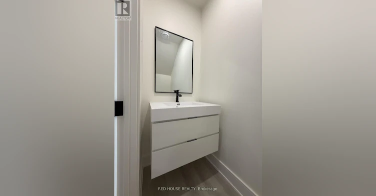 226 Ellis Avenue, St. Catharines, ON, L2P 0H2 - 10