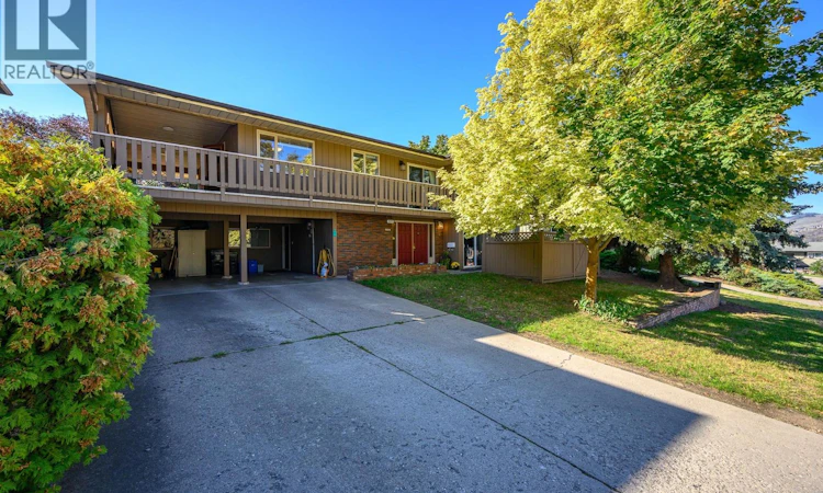 1604 39a Avenue