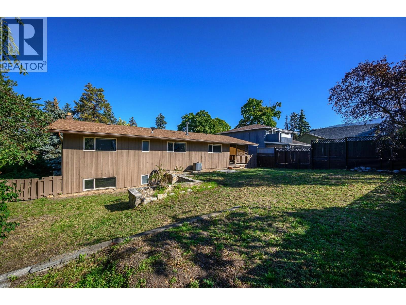 1604 39a Avenue, Vernon, BC, V1T 5C6 - 41