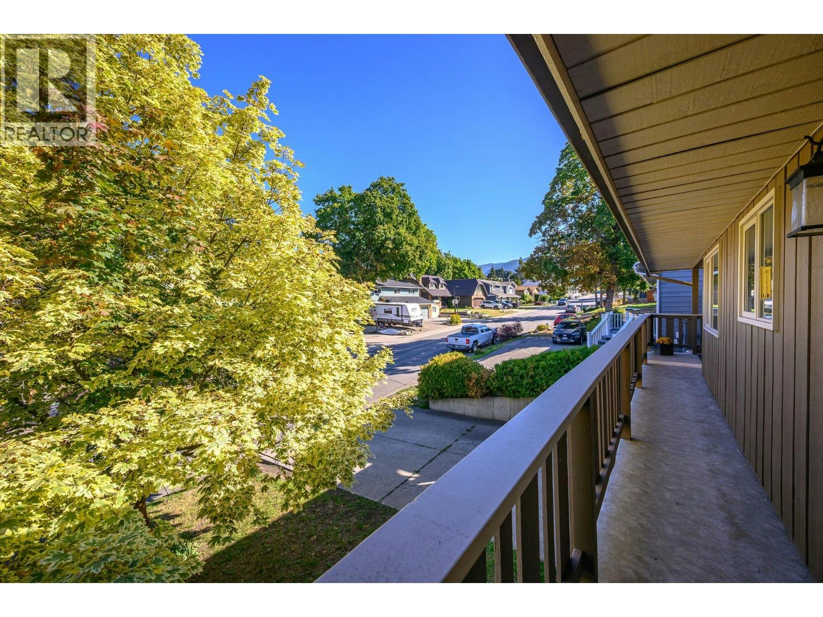 1604 39a Avenue, Vernon, BC, V1T 5C6 - 6