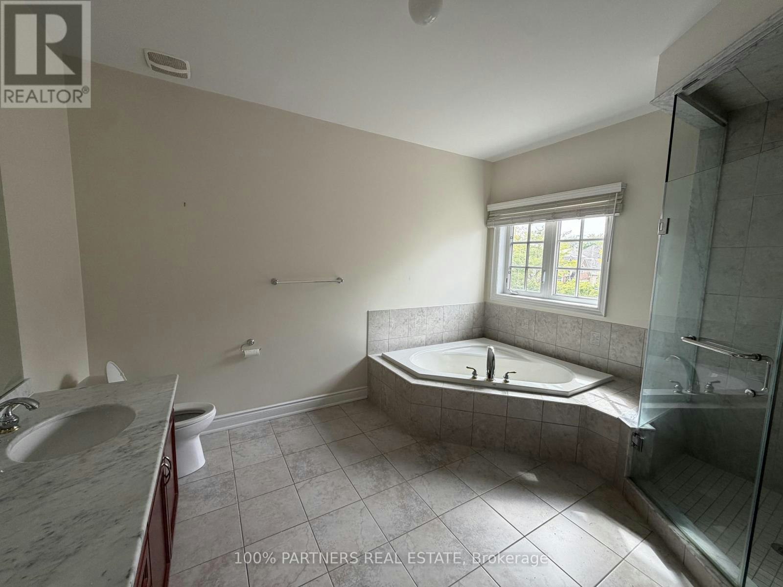 56 Woodvalley Crescent, Vaughan, ON, L6A 4J6 - 17