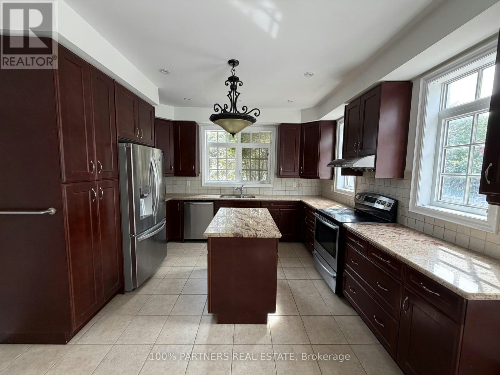 56 Woodvalley Crescent, Vaughan, ON, L6A 4J6 - 8