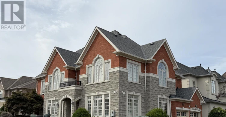 56 Woodvalley Crescent, Vaughan, ON, L6A 4J6