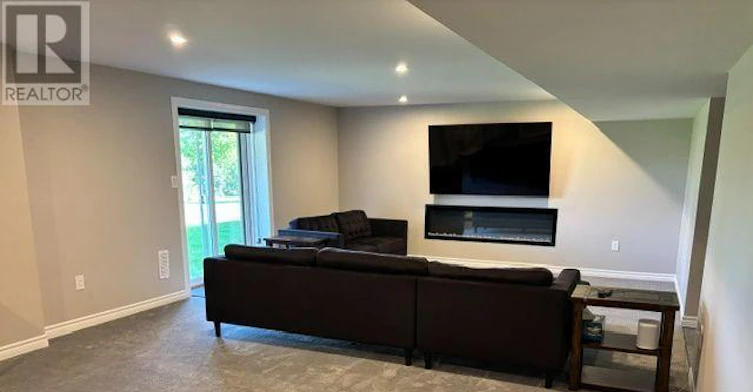 8 Spooner Crescent, Collingwood, ON, L9Y 1T3 - 38