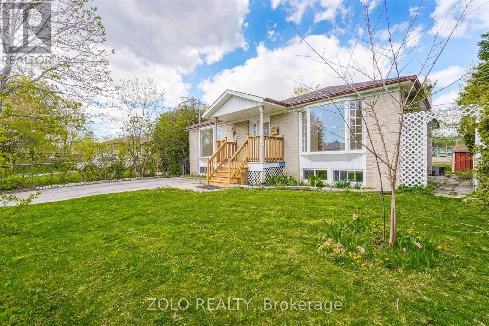 525 Lynett Crescent, Richmond Hill, ON, L4C 2V8