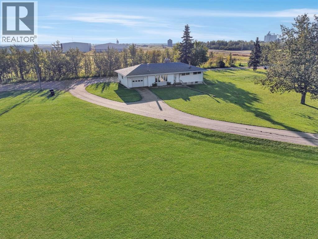 122 Railway Avenue NE, Falher, AB, T0H 1M0