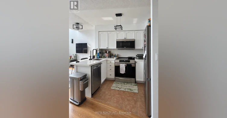 308-200 Manitoba Street, Toronto, ON, M8Y 3Y9 - 3