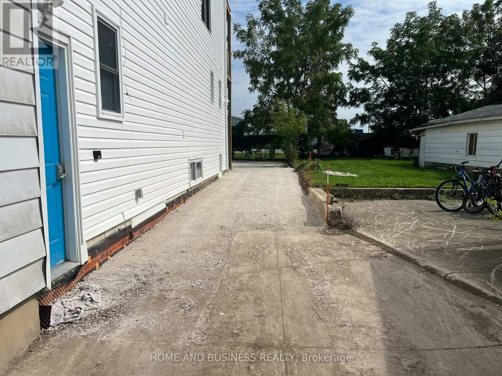 2-2 Patricia Street, Thorold, ON, L2V 3V7 - 4