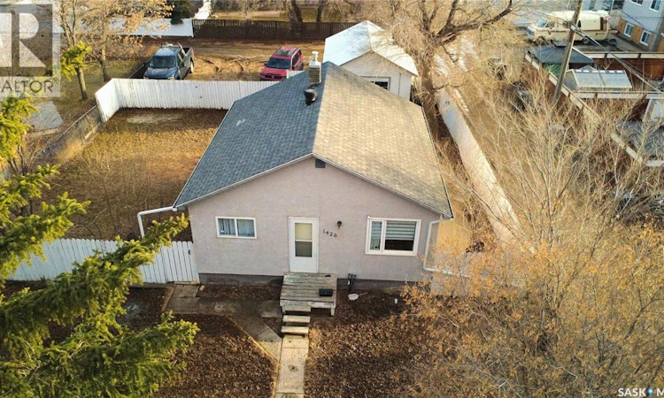 1428 Winnie Street