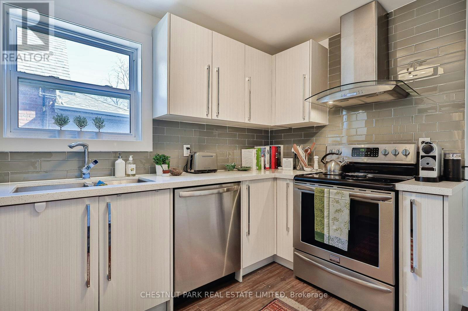 UPPER-159 Briar Hill Avenue, Toronto, ON, M4R 1H8 - 13