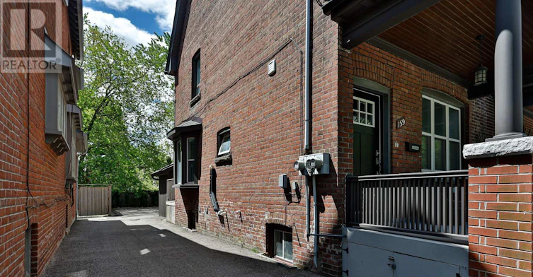 UPPER-159 Briar Hill Avenue, Toronto, ON, M4R 1H8 - 32