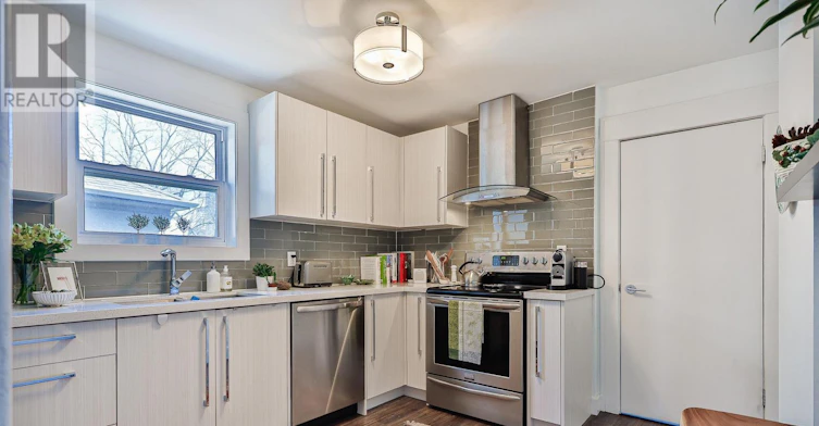 UPPER-159 Briar Hill Avenue, Toronto, ON, M4R 1H8 - 11