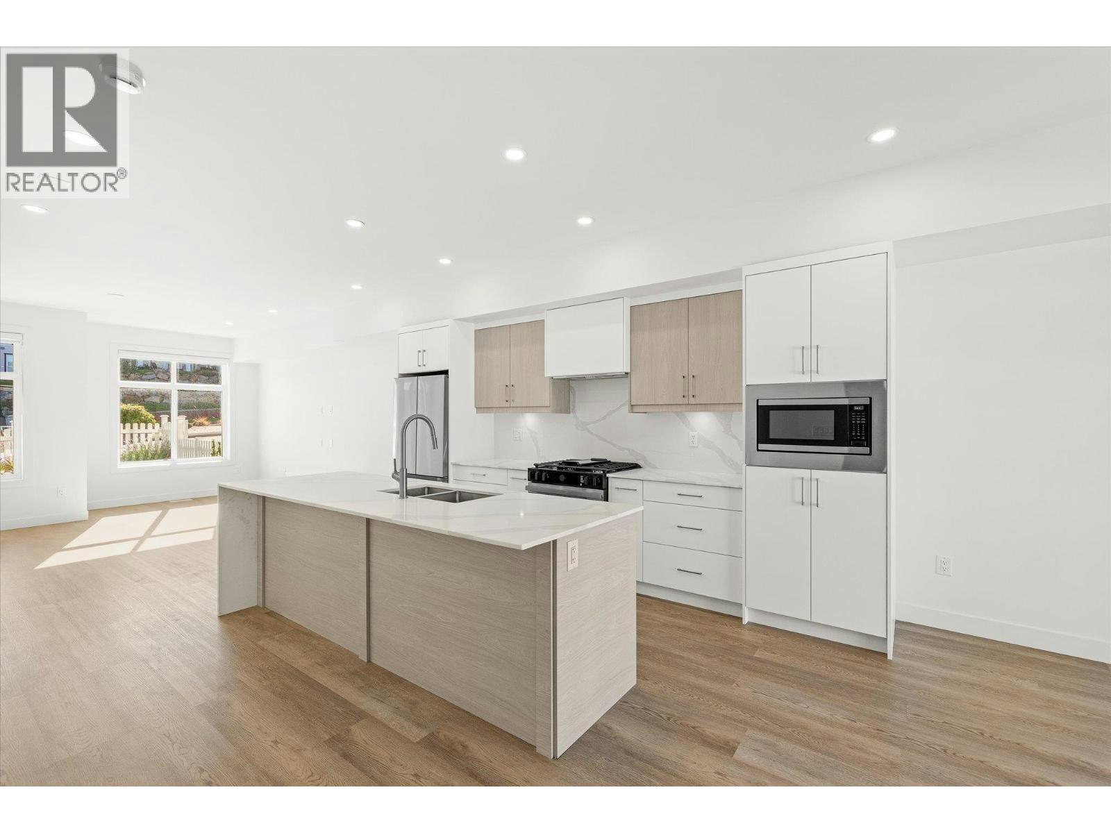 121-5300 Main Street, Kelowna, BC, V1W 0C1 - 13