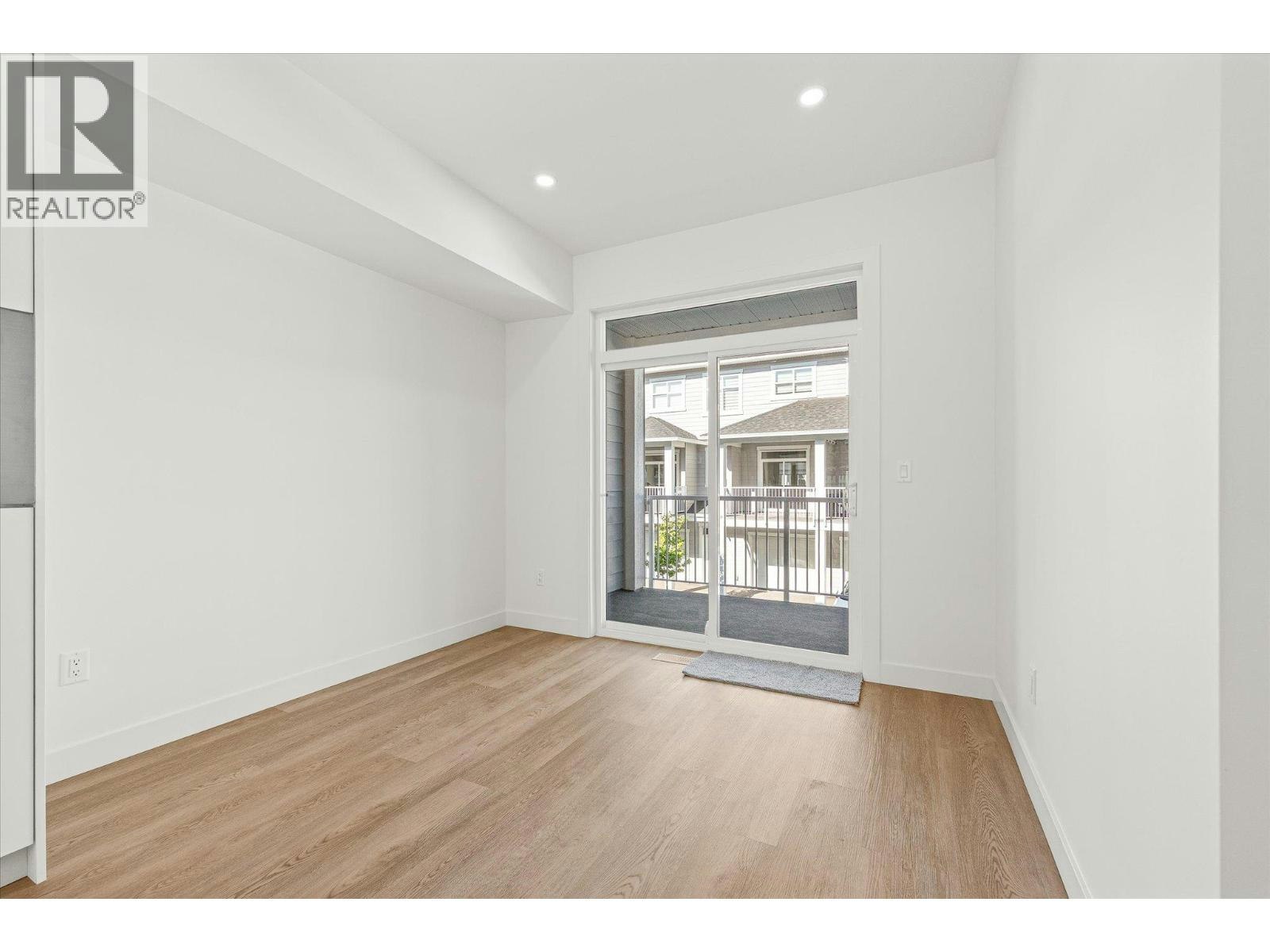 121-5300 Main Street, Kelowna, BC, V1W 0C1 - 19