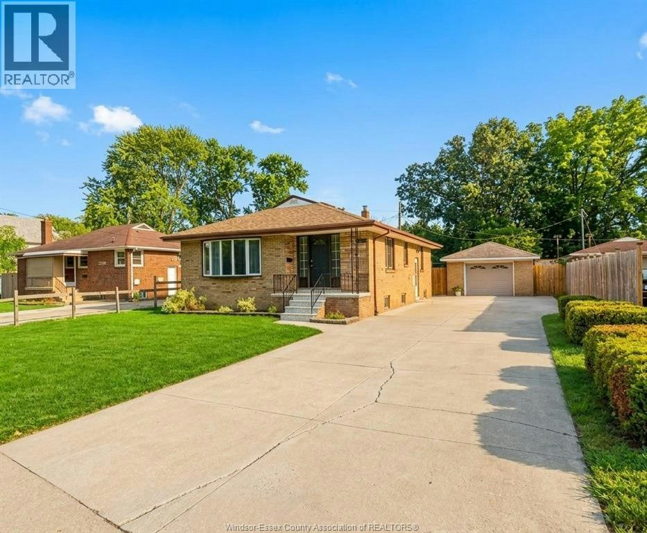 4245 Wyandotte Street East, Windsor, ON, N8Y 1G8