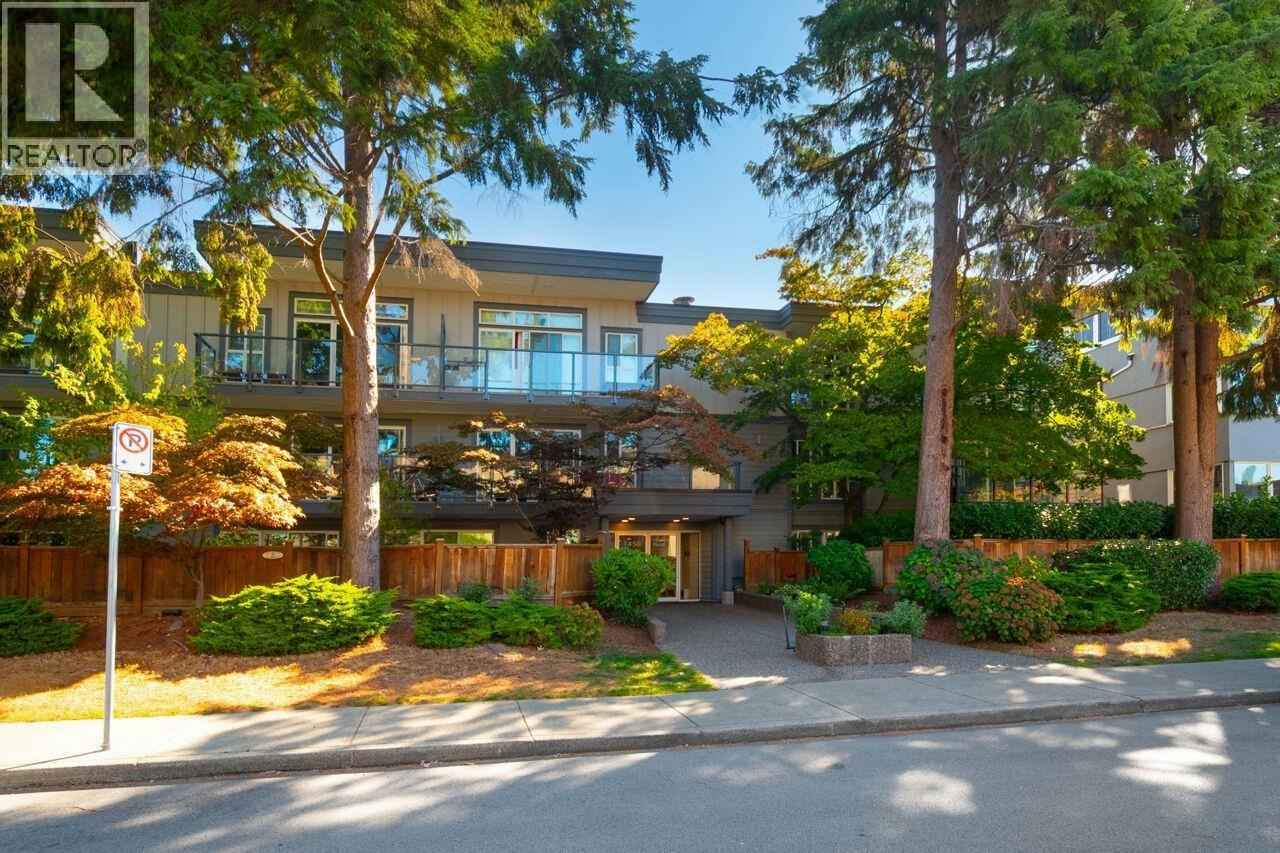 106-1450 Laburnum Street, Vancouver, BC, V6J 3W3