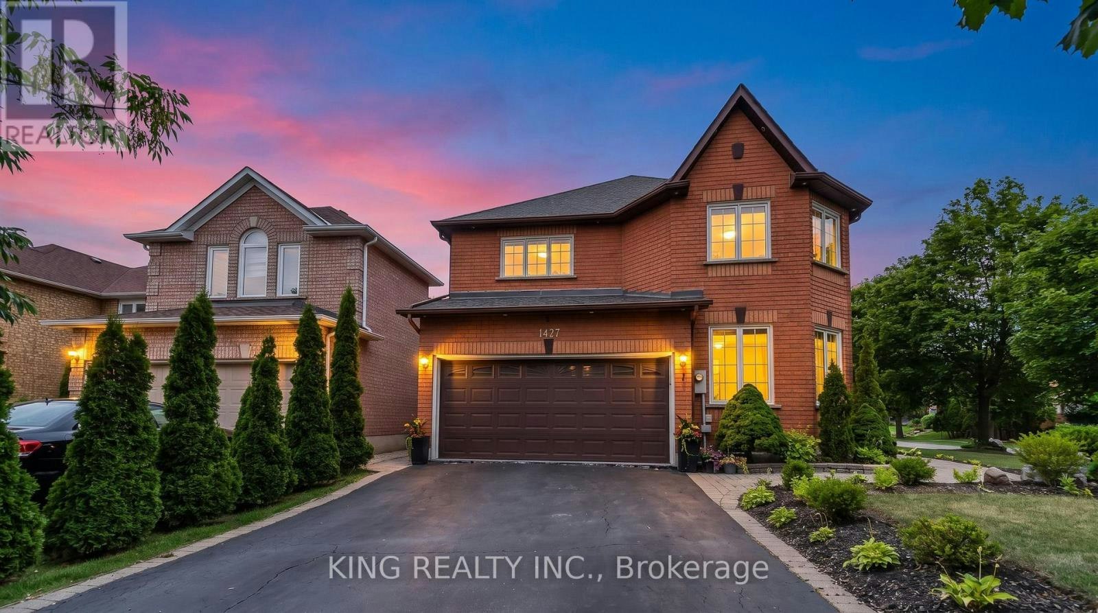 1427 Grossi Street, Mississauga, ON, L5V 1T9