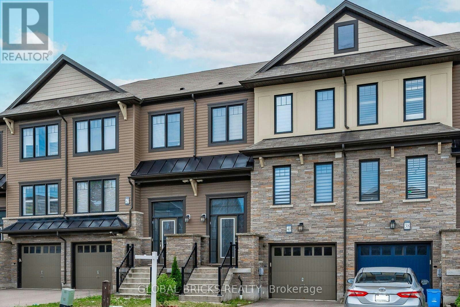 40 Crafter Crescent, Hamilton, ON, L8J 0H6