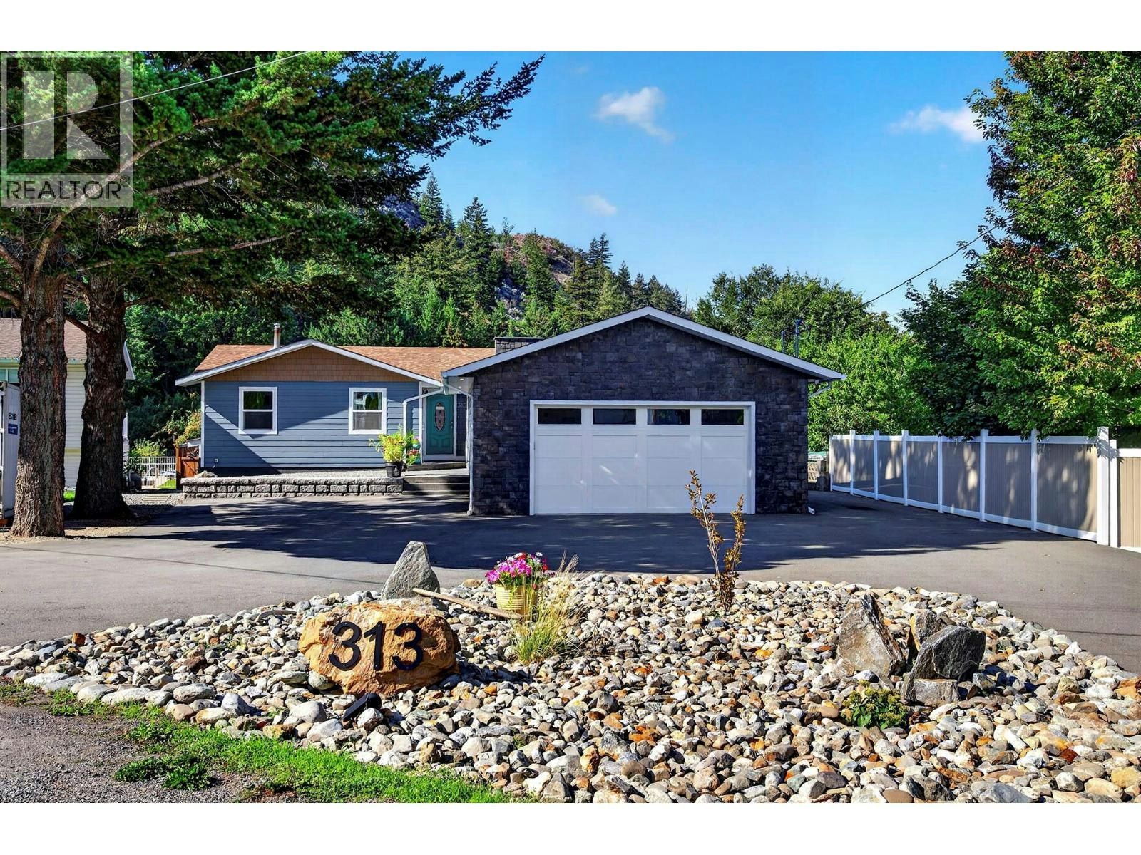 313 Mary Place, Kamloops, BC, V2C 4Y5
