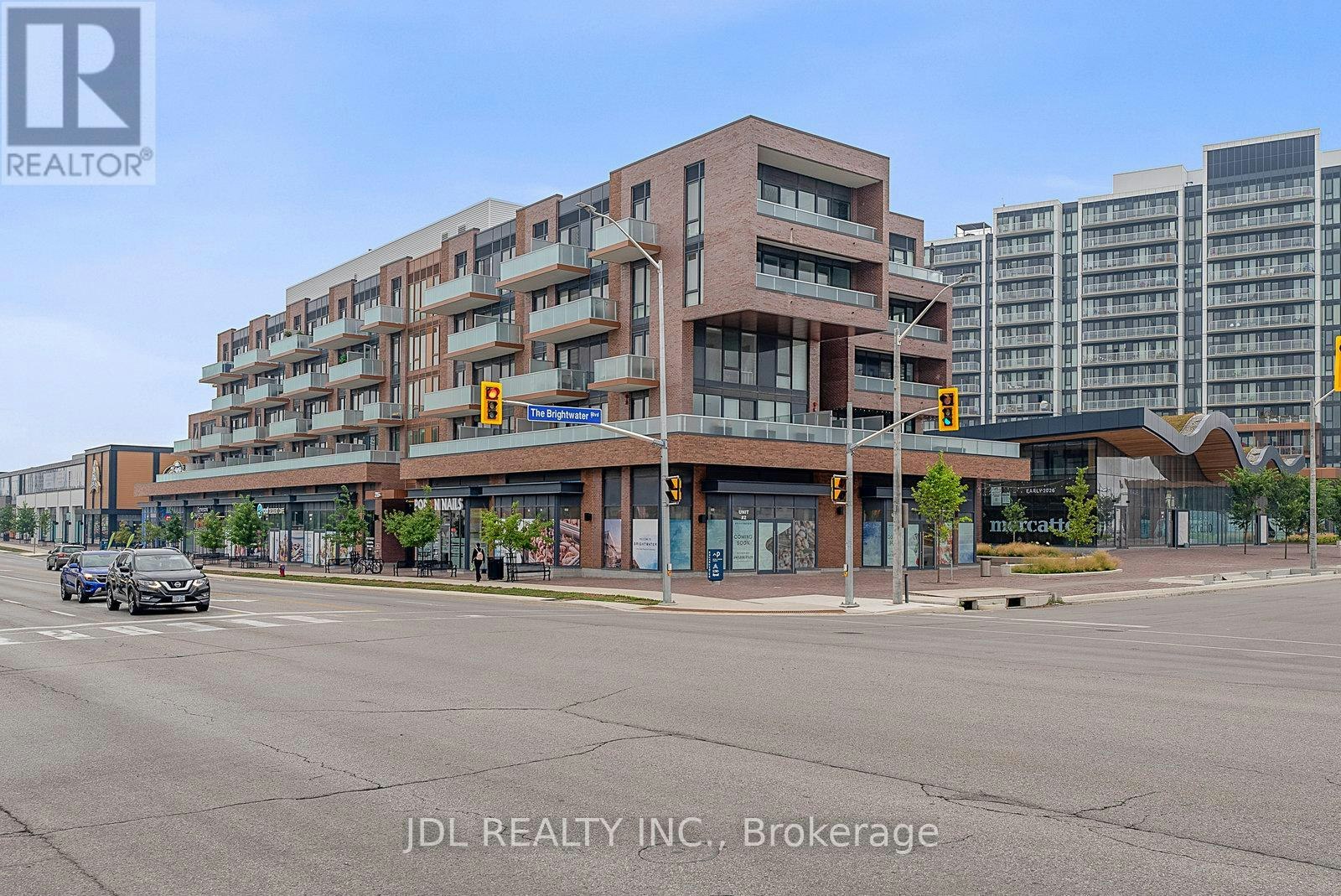 519-215 Lakeshore Road W, Mississauga, ON, L5H 0A7