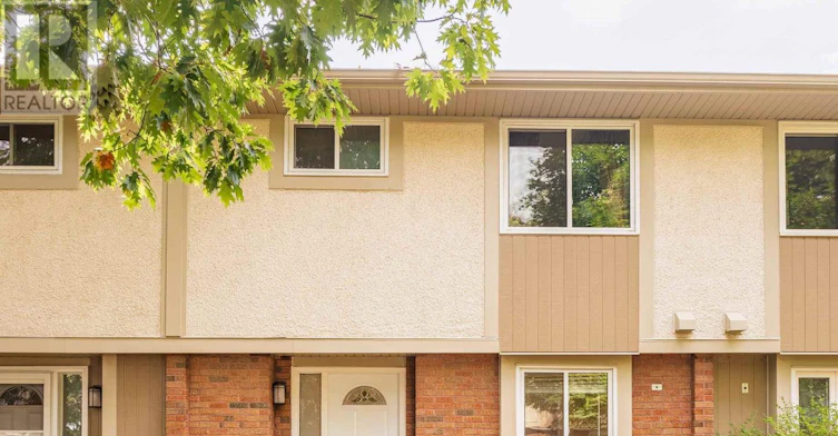 E-451 Moodie Drive, Ottawa, ON, K2H 8T6