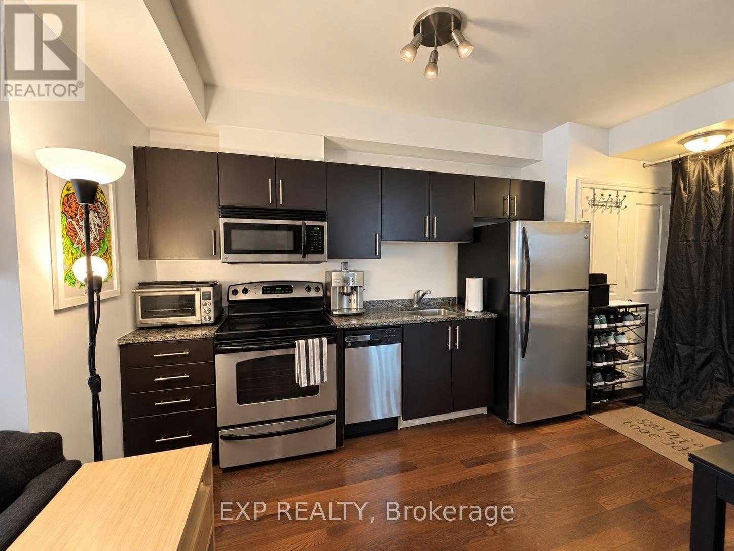 108-429 Kent Street, Ottawa, ON, K2P 1B5 - 2