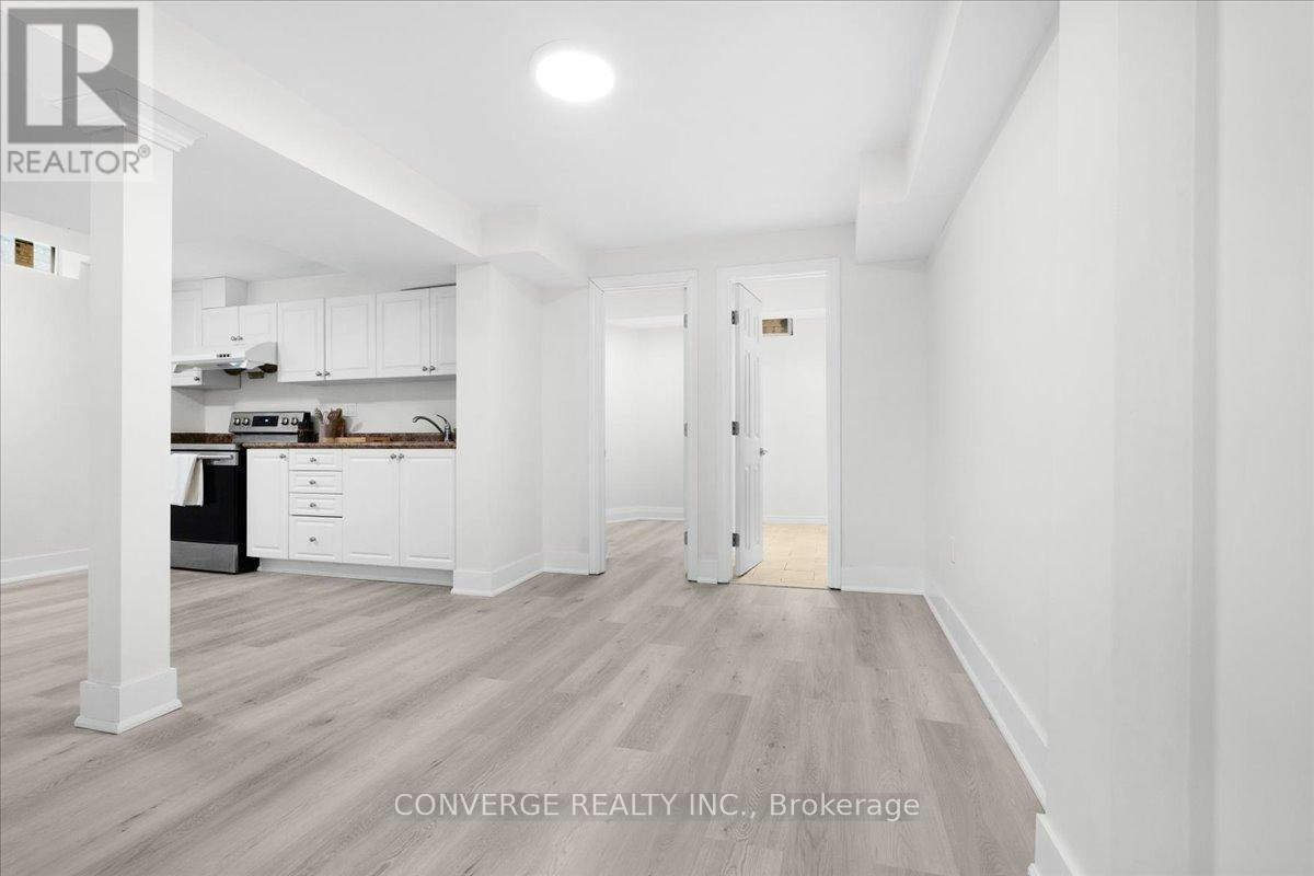 3 Plowman Drive, Ajax, ON, L1S 6R7 - 4