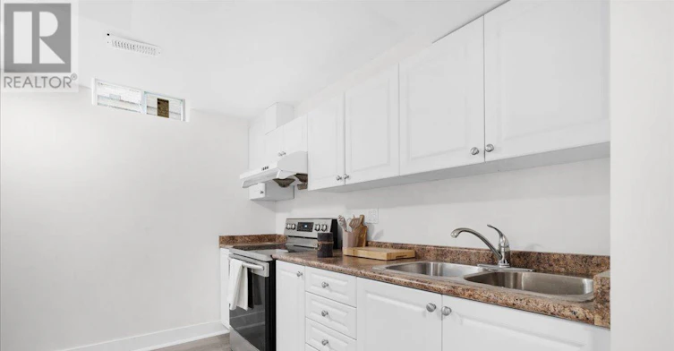 3 Plowman Drive, Ajax, ON, L1S 6R7 - 3