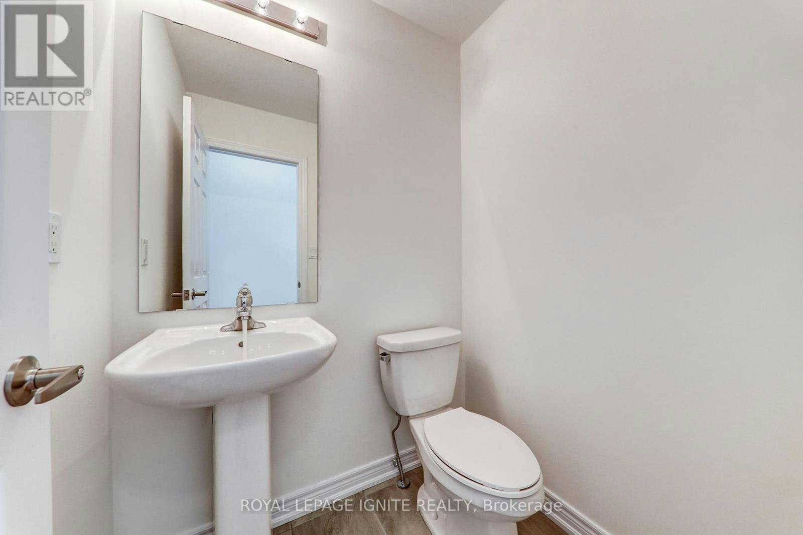 1141 Sepia Square, Pickering, ON, L1X 0H1 - 4