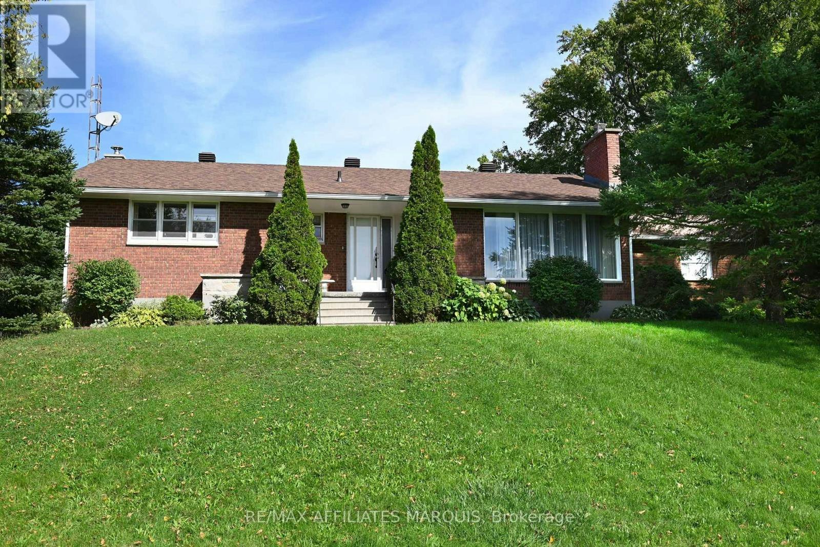 499 County 29 Rd Road, Rideau Lakes, ON, K7A 4S5