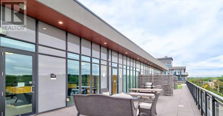 105-1 Neighbourhood Lane, Toronto, ON, M8Y 0C2 - 23