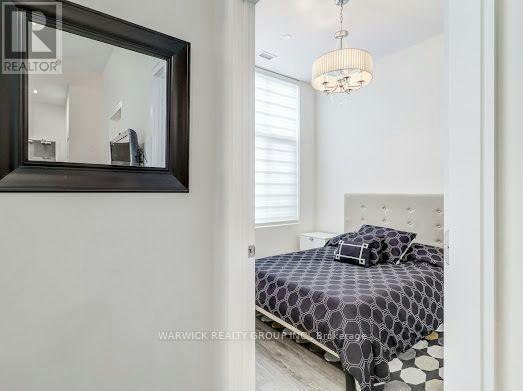 105-1 Neighbourhood Lane, Toronto, ON, M8Y 0C2 - 13