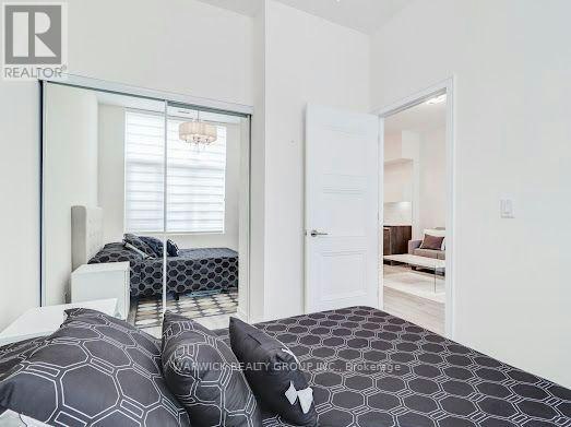 105-1 Neighbourhood Lane, Toronto, ON, M8Y 0C2 - 16