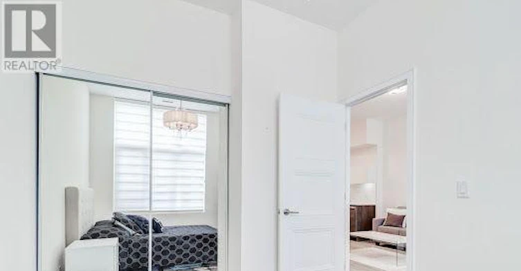 105-1 Neighbourhood Lane, Toronto, ON, M8Y 0C2 - 16