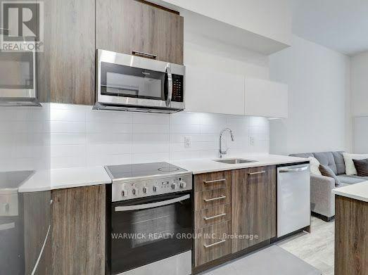 105-1 Neighbourhood Lane, Toronto, ON, M8Y 0C2 - 6