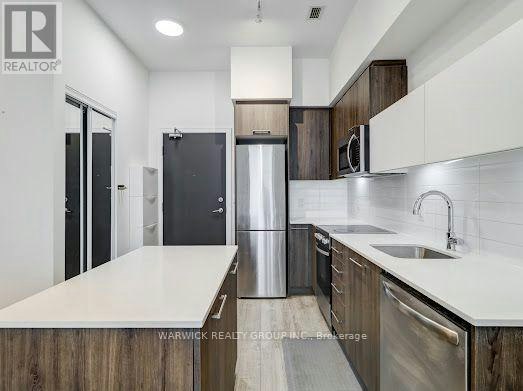 105-1 Neighbourhood Lane, Toronto, ON, M8Y 0C2 - 7