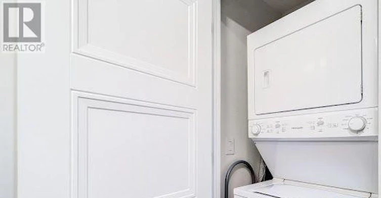 105-1 Neighbourhood Lane, Toronto, ON, M8Y 0C2 - 22