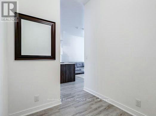 105-1 Neighbourhood Lane, Toronto, ON, M8Y 0C2 - 20