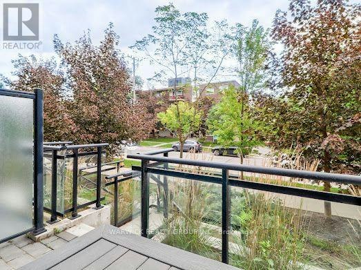 105-1 Neighbourhood Lane, Toronto, ON, M8Y 0C2 - 27