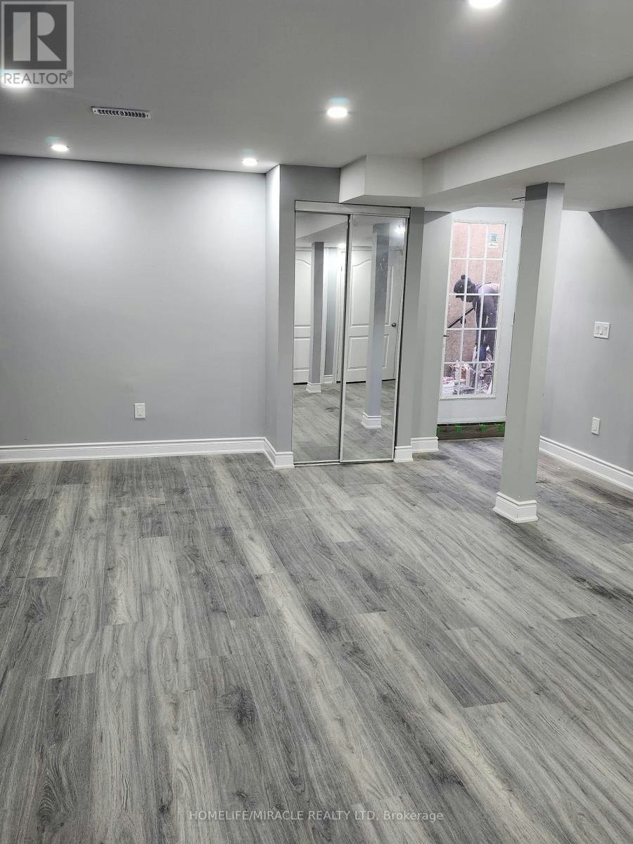 11 Streamline Drive, Brampton, ON, L6V 4S6 - 6