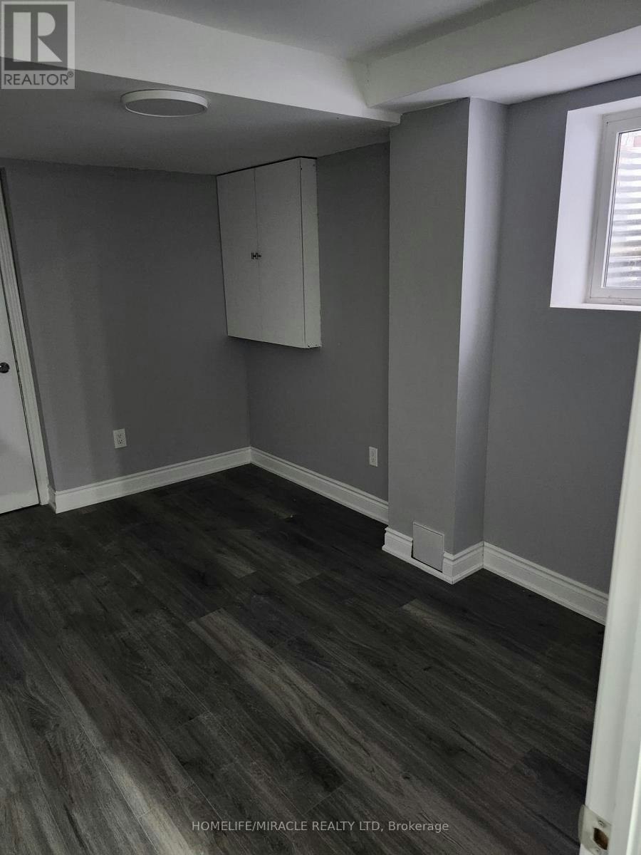 11 Streamline Drive, Brampton, ON, L6V 4S6 - 7