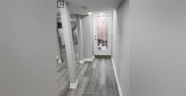11 Streamline Drive, Brampton, ON, L6V 4S6 - 9