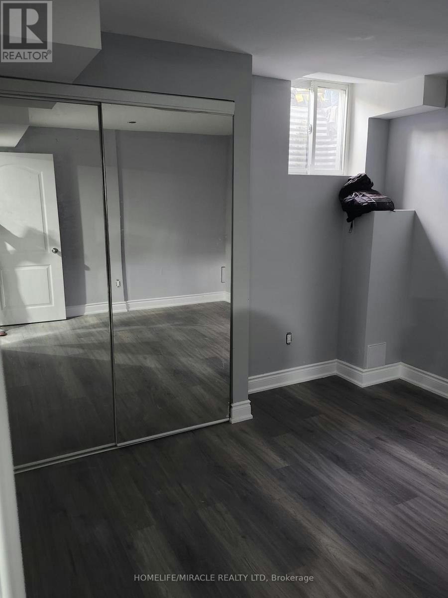 11 Streamline Drive, Brampton, ON, L6V 4S6 - 2