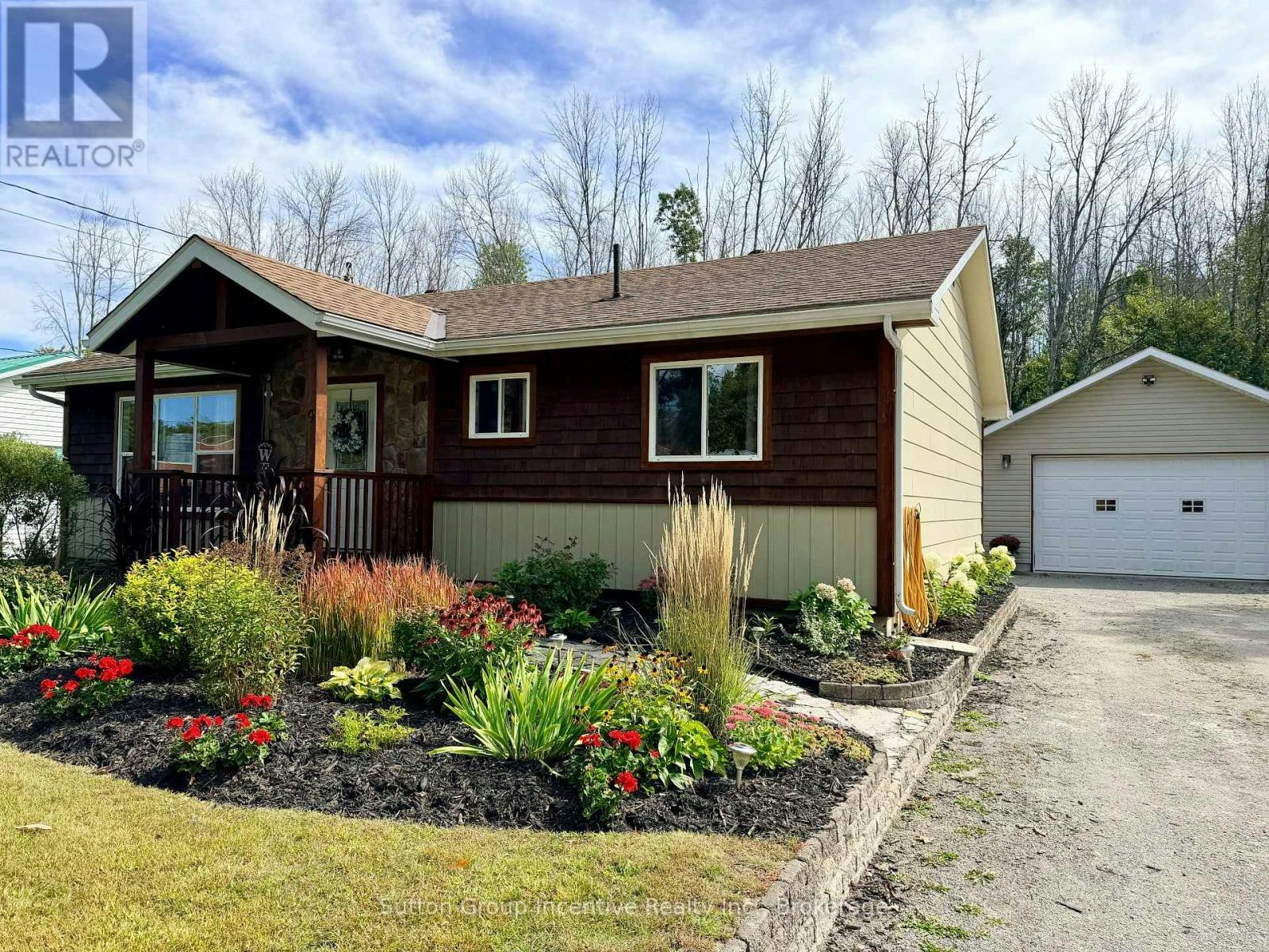 9 George Street, Severn, ON, L0K 1E0