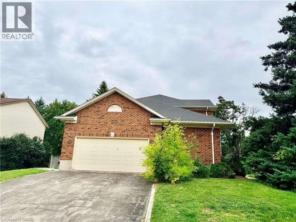 516 Branstone Drive, Waterloo, ON, N2T 2C2 - 2