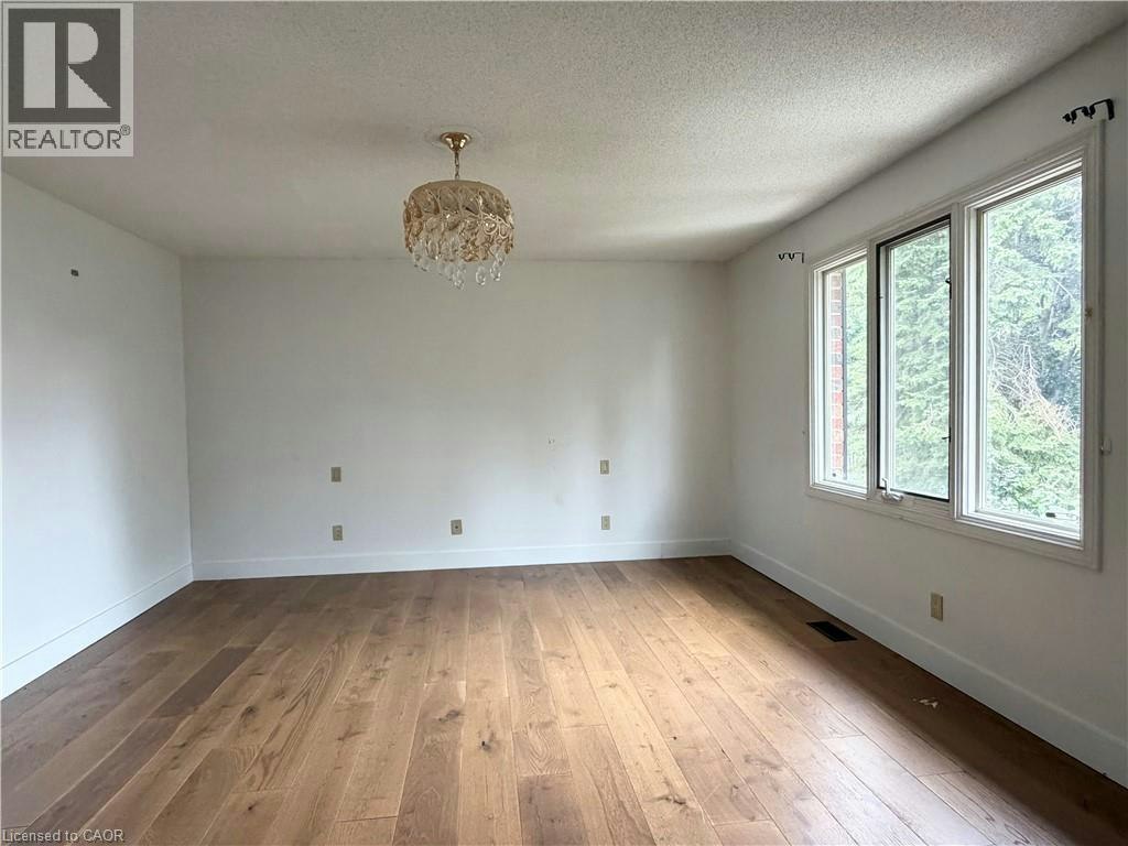 516 Branstone Drive, Waterloo, ON, N2T 2C2 - 21