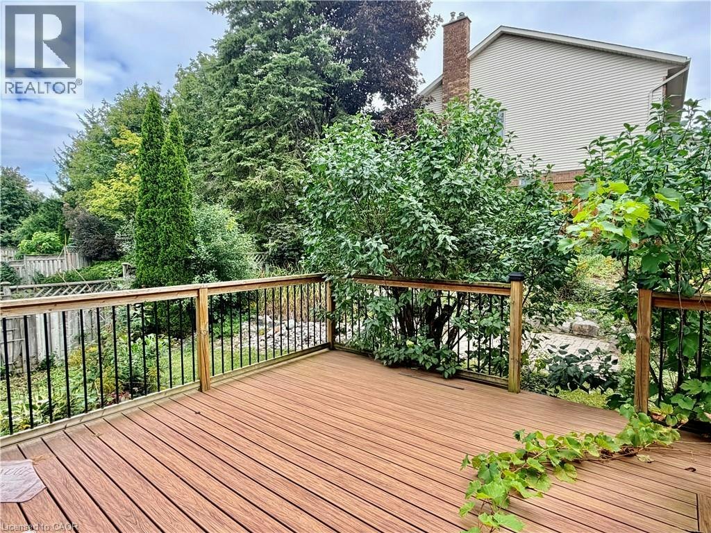 516 Branstone Drive, Waterloo, ON, N2T 2C2 - 13