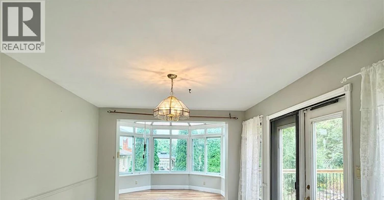 516 Branstone Drive, Waterloo, ON, N2T 2C2 - 10