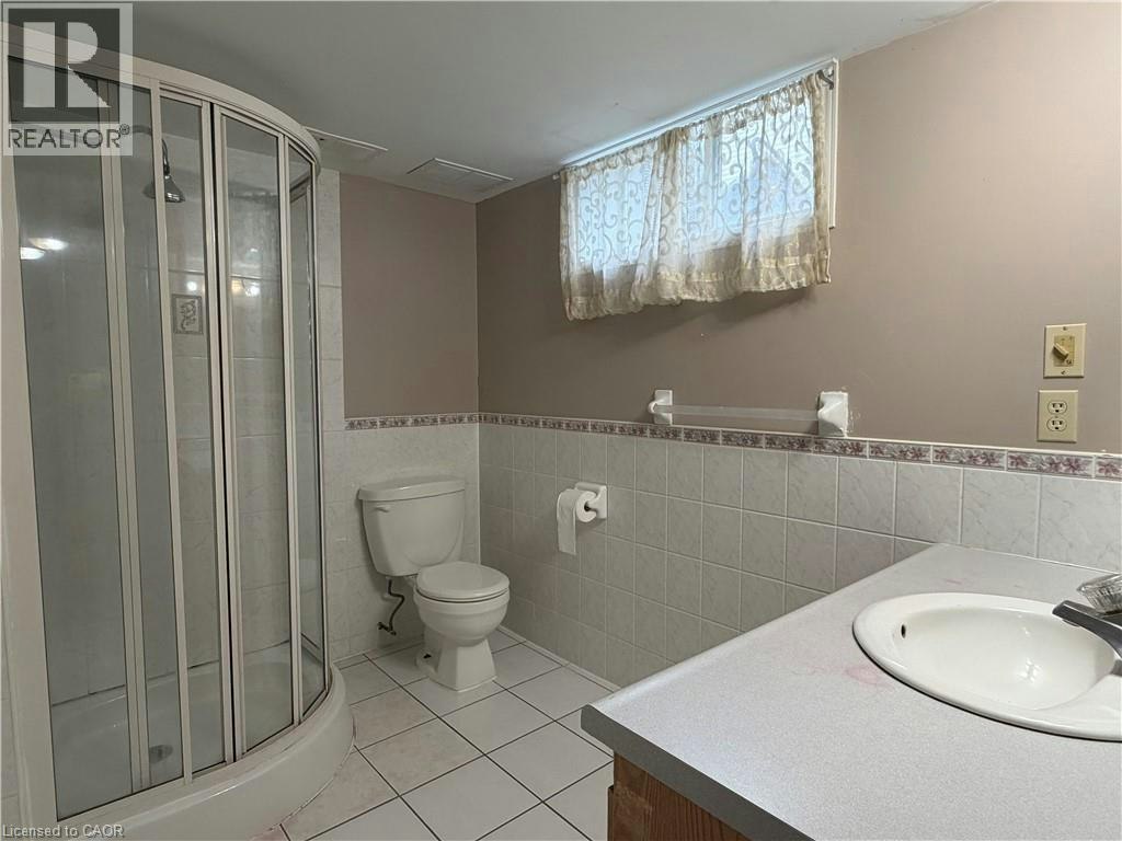 516 Branstone Drive, Waterloo, ON, N2T 2C2 - 34